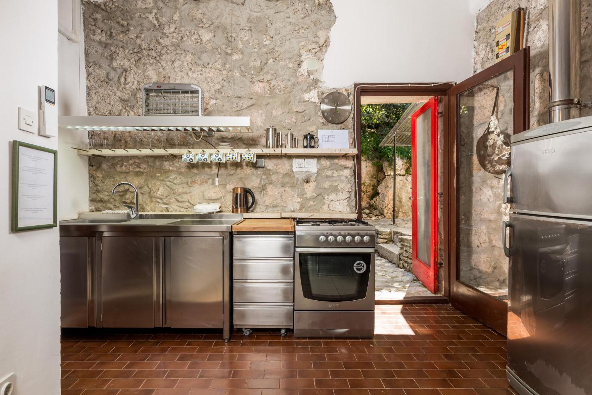 House Cave Romana Ferienhaus *